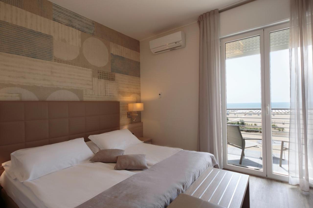 Hotel Monaco Caorle Esterno foto