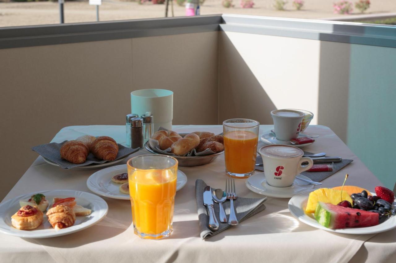 Hotel Monaco Caorle Esterno foto