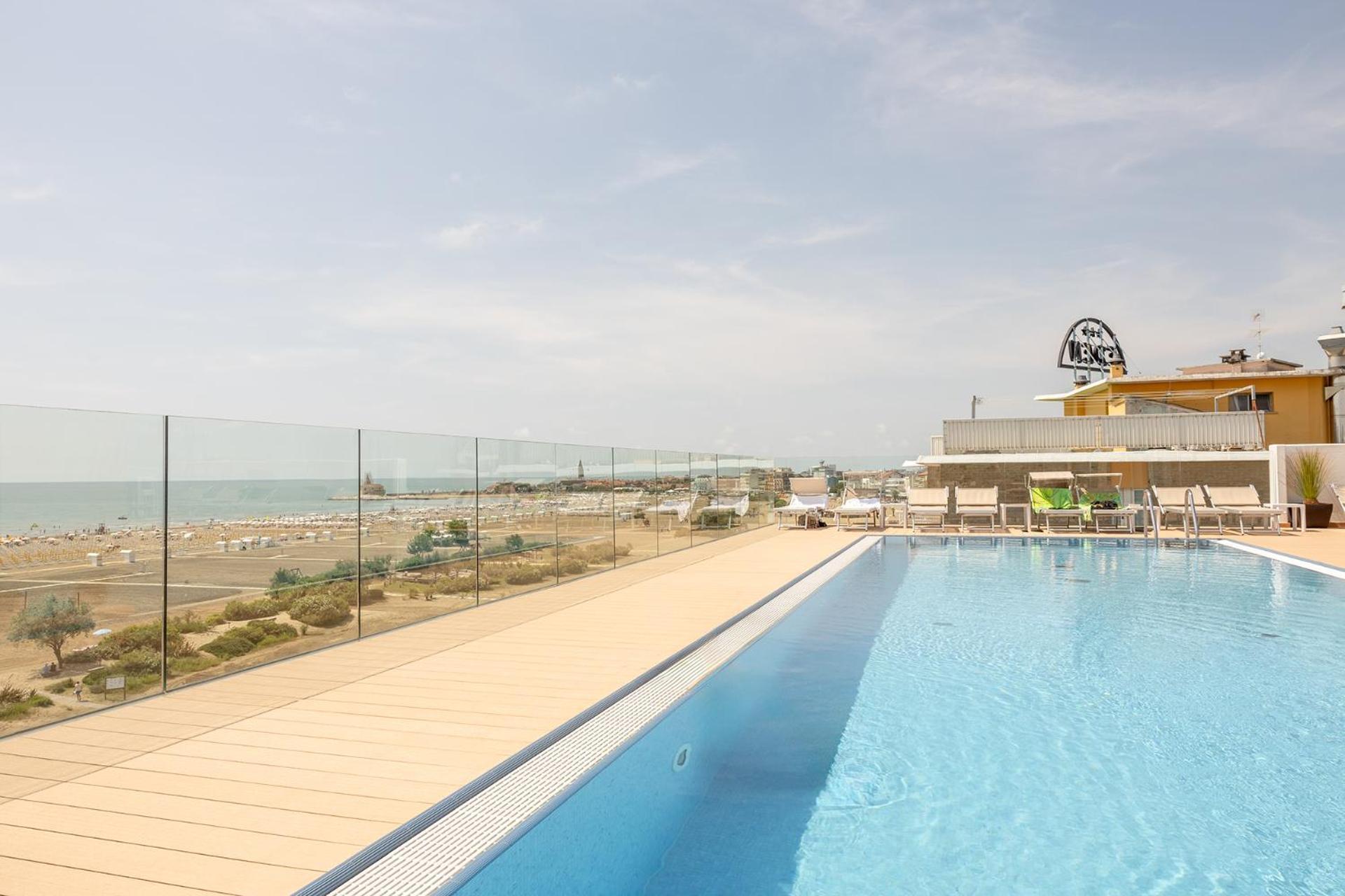 Hotel Monaco Caorle Esterno foto